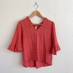 Anthropologie Dolan Tandy Ruffled Top V-Neck 3/4 Sleeve Coral Textured Top Small